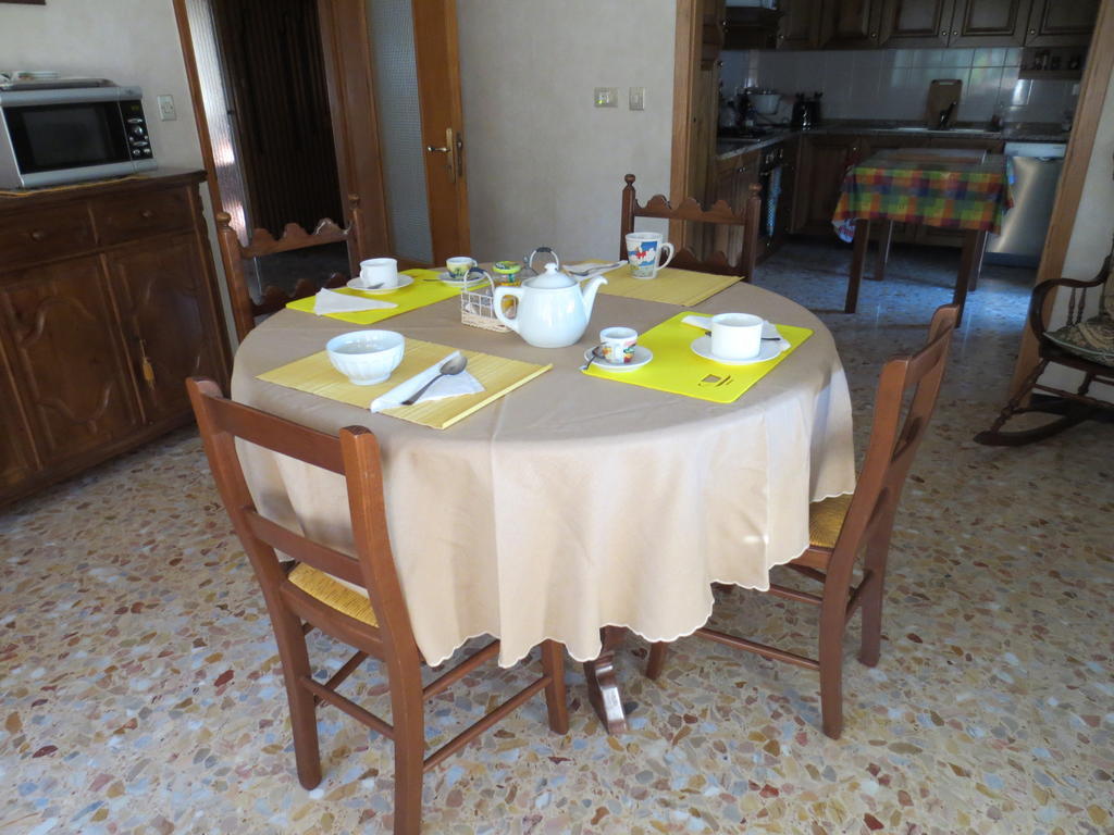 Casa Giordano Bed & Breakfast Mombello Monferrato Екстериор снимка